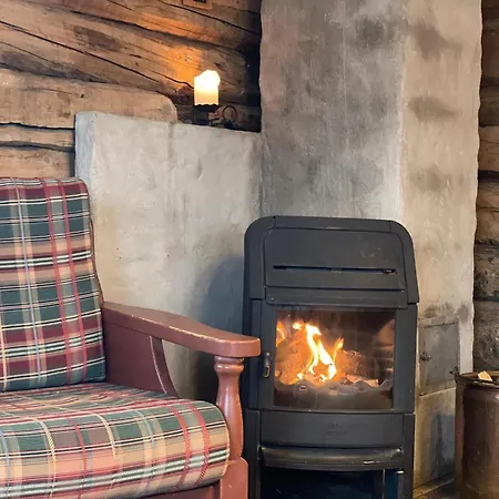 Charming With Old Timber, Fireplace & Views Beitostolen